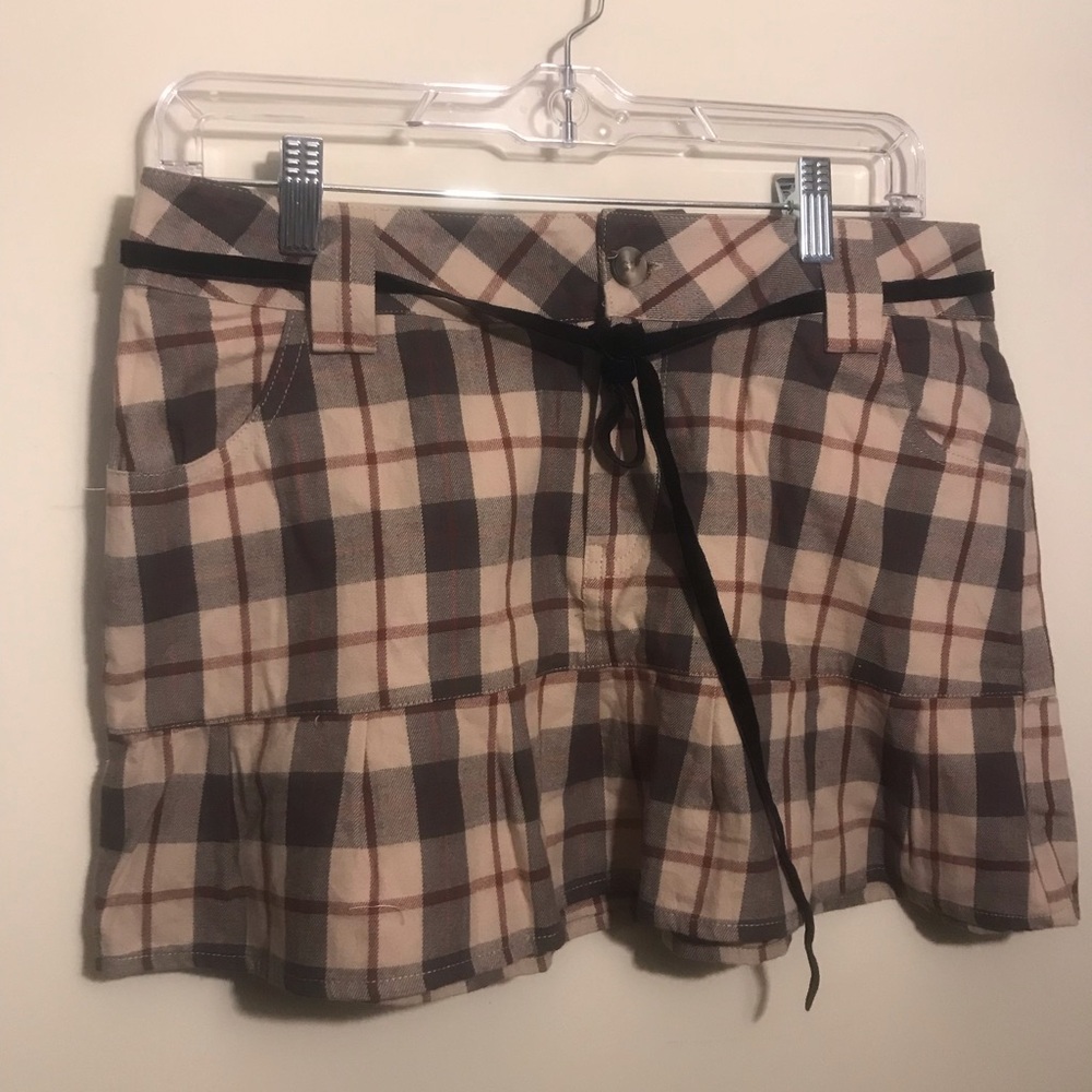 La Hearts Brown Plaid Mini Skirt Size Medium